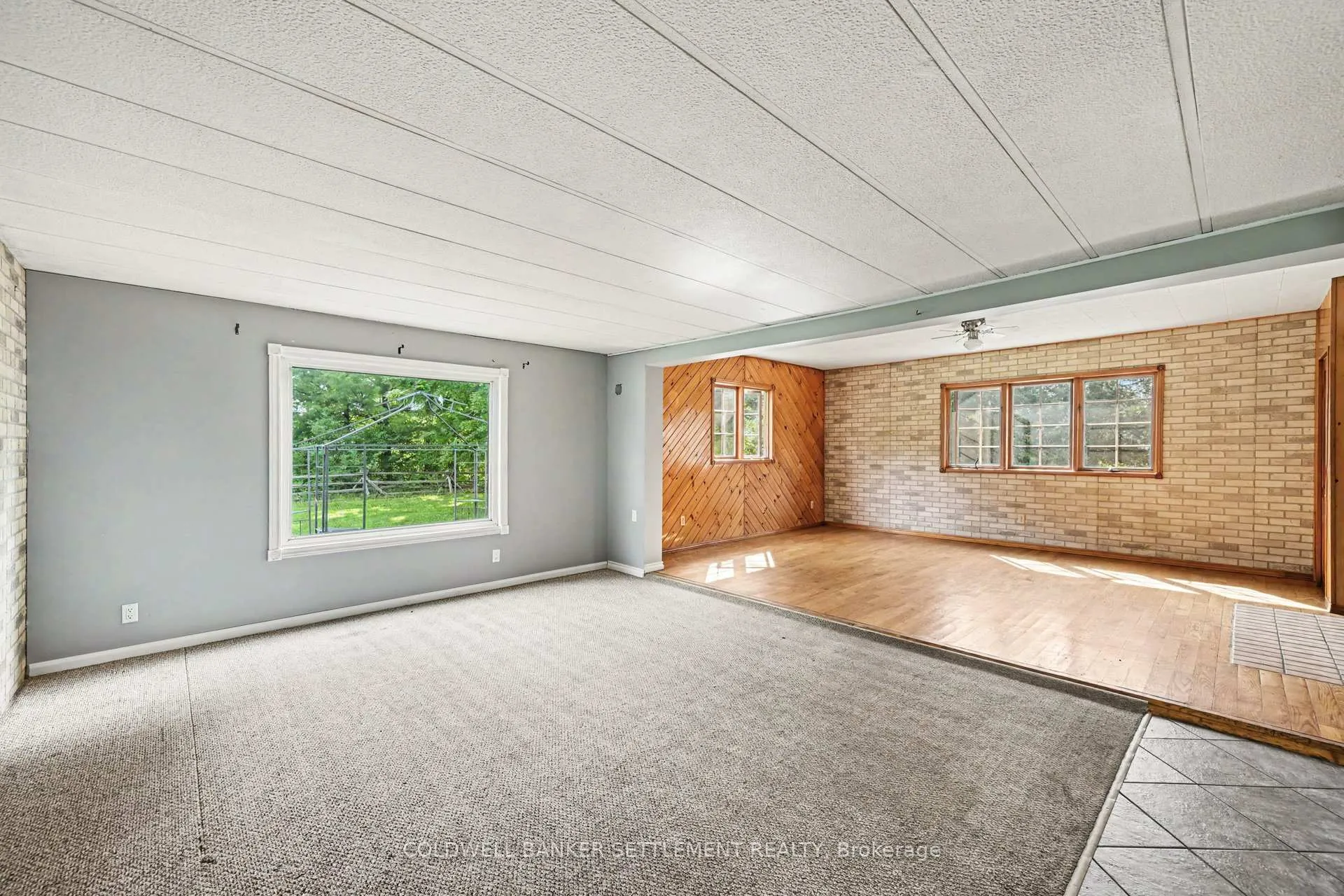 Photo 17 of 2394 Scotch Line Road, Tay Valley, Bathurst/Burgess & Sherbrooke (Bathurst) Twp — HOMEH