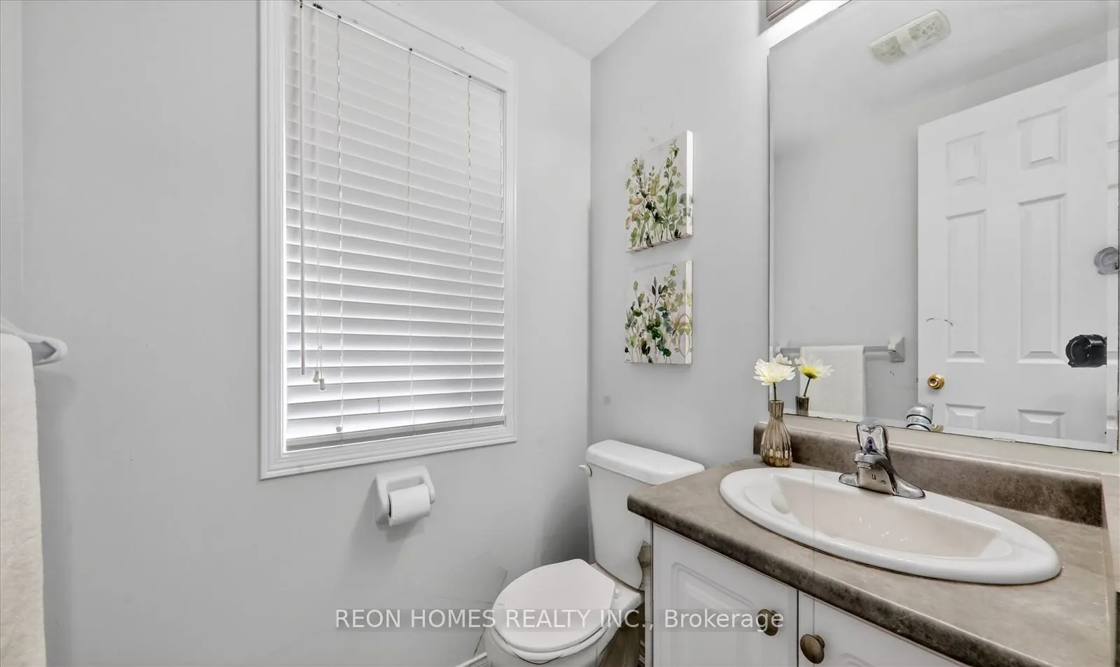 Photo 10 of 37 Raithby Crescent, Ajax, Central East — HOMEH