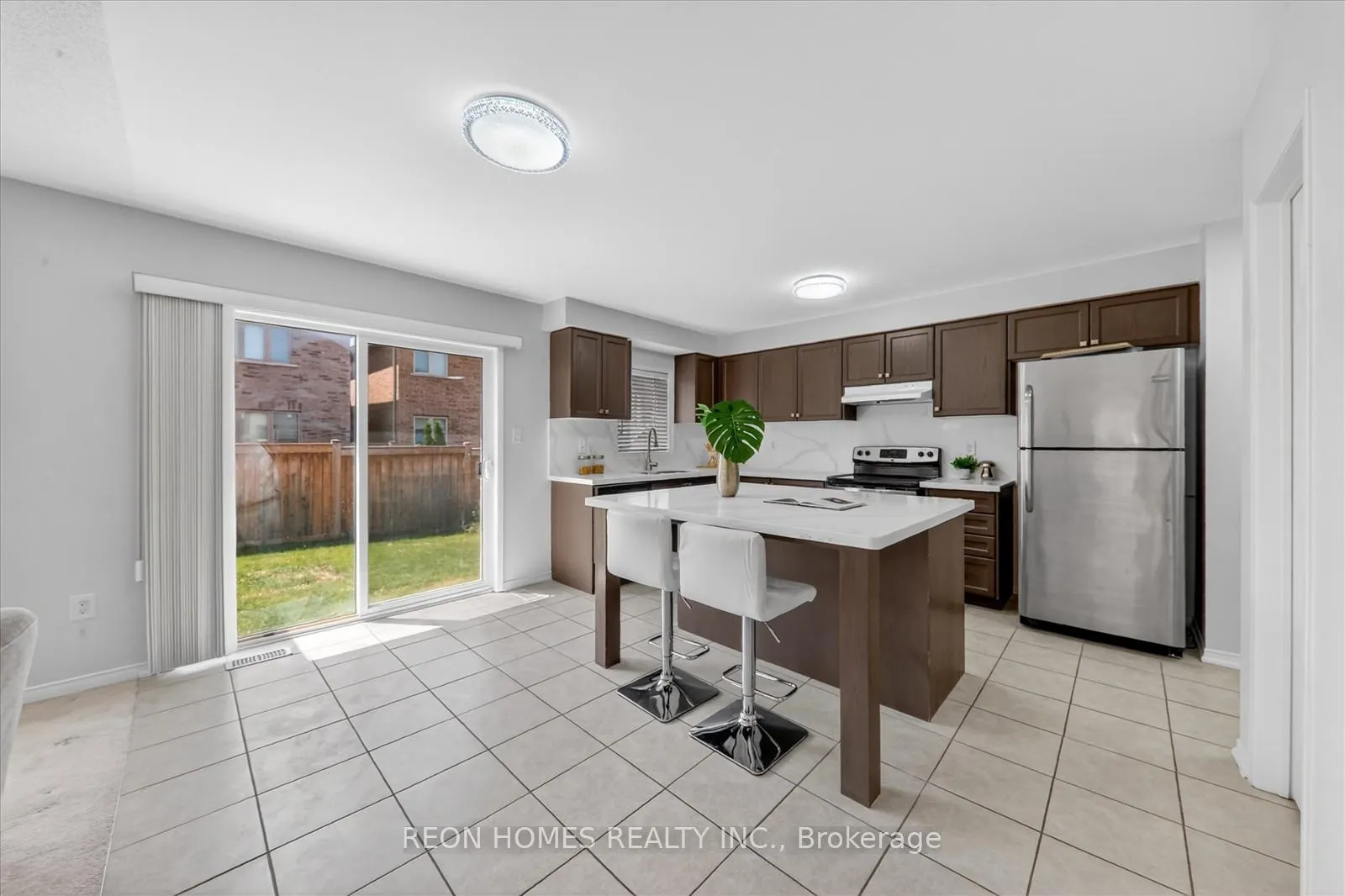 Photo 22 of 37 Raithby Crescent, Ajax, Central East — HOMEH