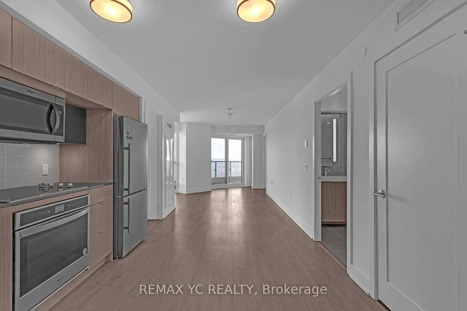 Photo 3 of Unit 3217, 585 Bloor Street E, Toronto, North St. James Town — HOMEH