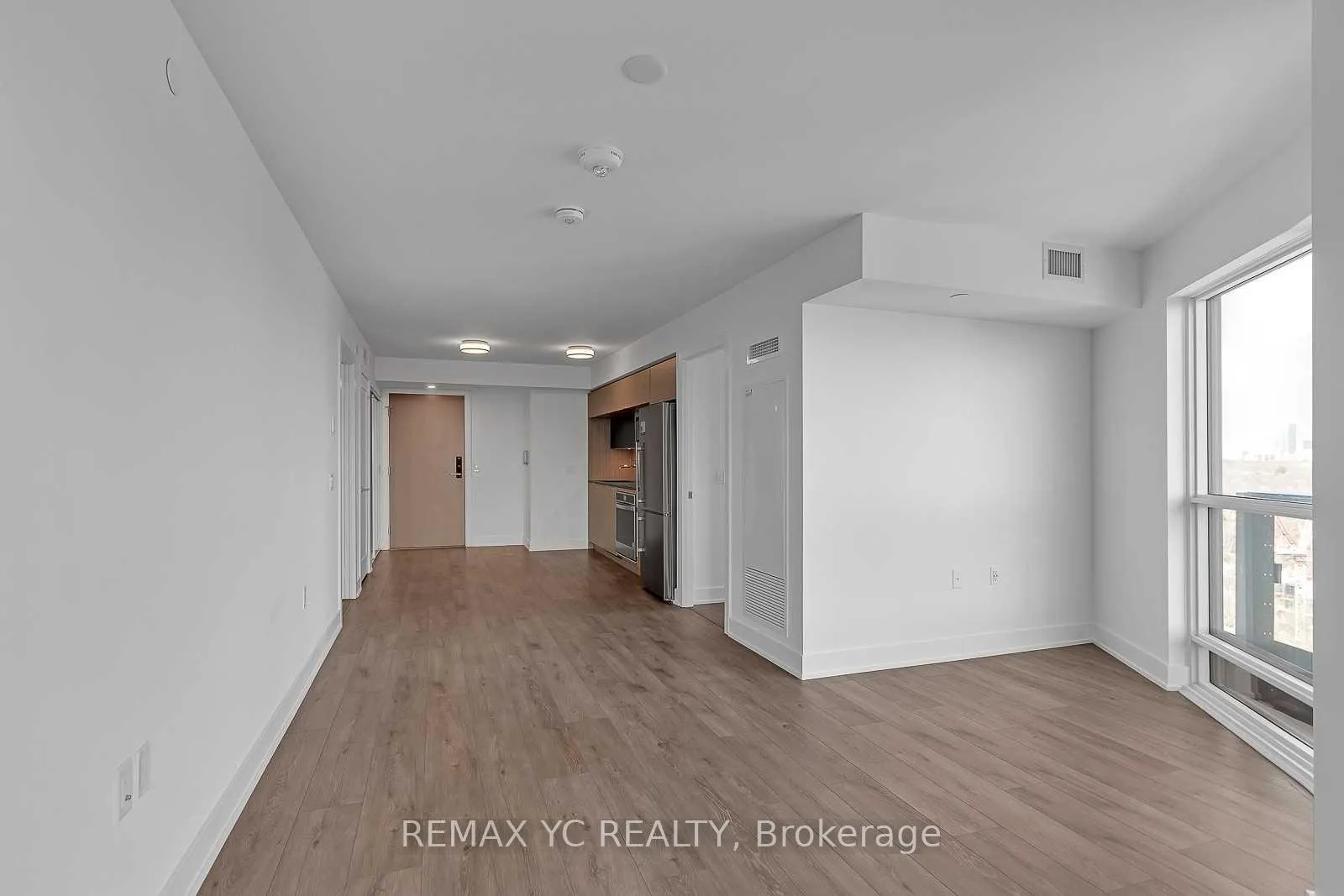 Photo 5 of Unit 3217, 585 Bloor Street E, Toronto, North St. James Town — HOMEH