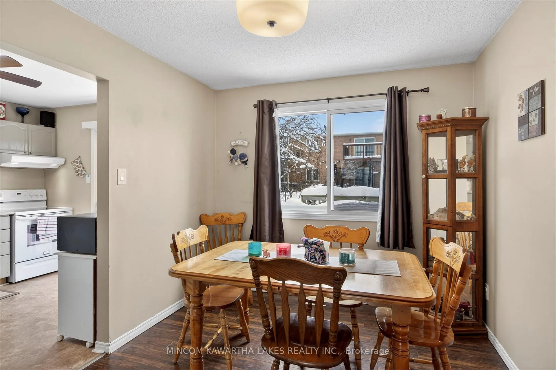 Photo 10 of 1221 Huntington Circle, Peterborough, Otonabee Ward 1 — HOMEH