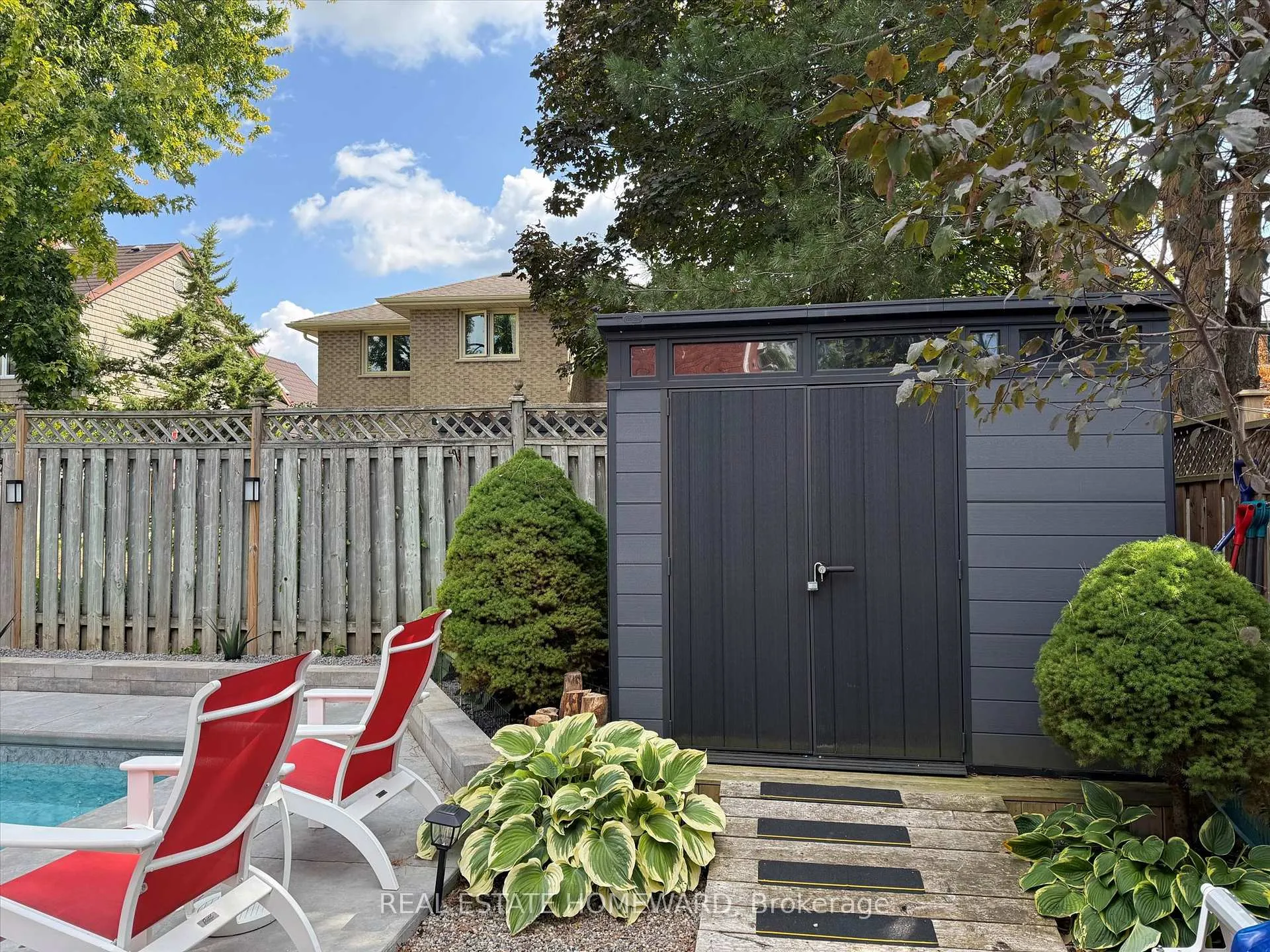 Photo 27 of 1530 Scollard Crescent, Peterborough, Ashburnham Ward 4 — HOMEH