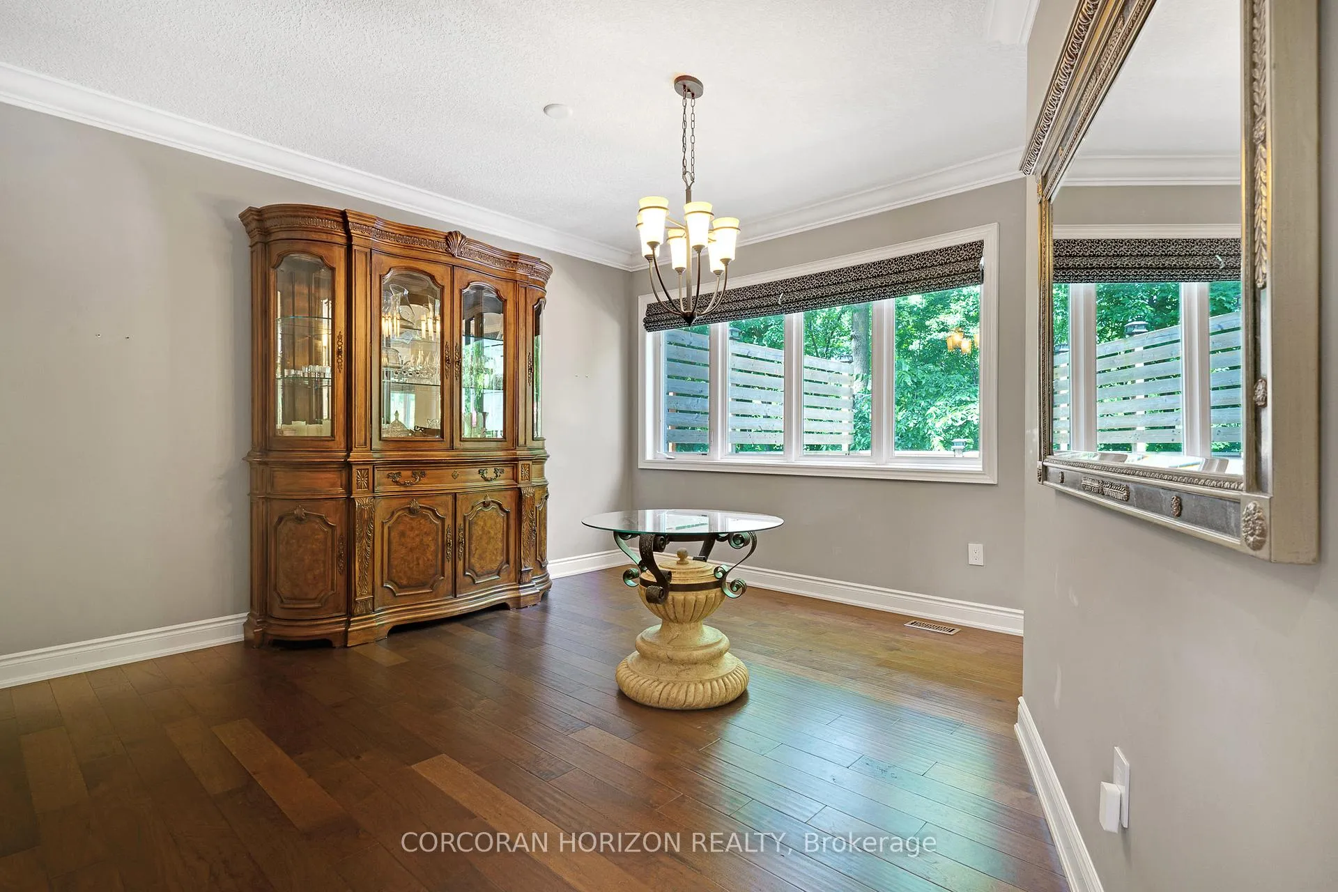 Photo 9 of Unit 8, 258 Edgewater Crescent, Kitchener, Grand River South — HOMEH