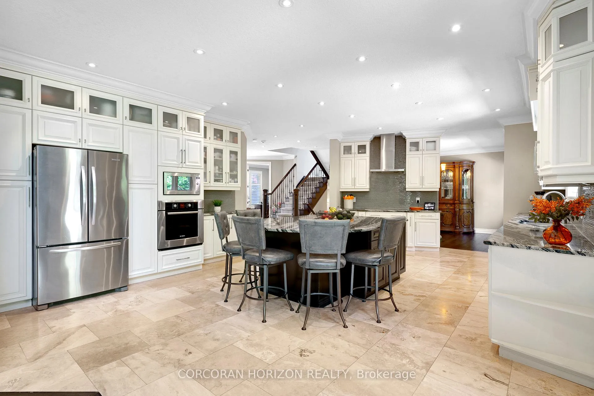 Photo 15 of Unit 8, 258 Edgewater Crescent, Kitchener, Grand River South — HOMEH