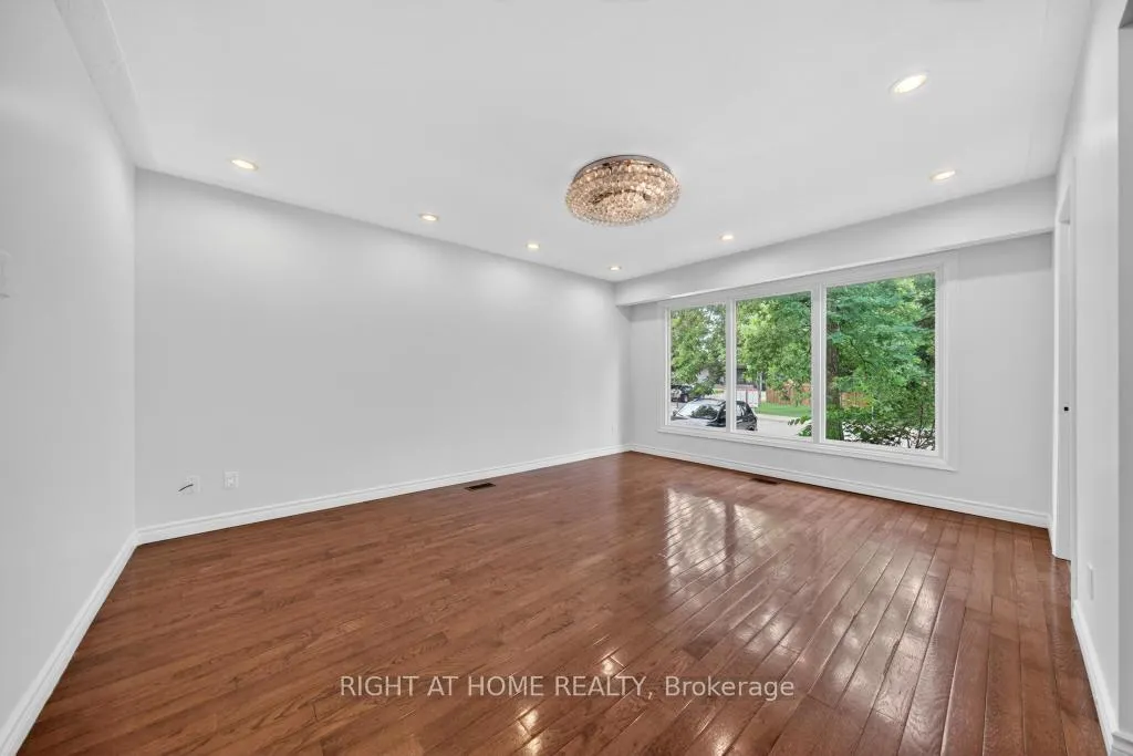 Photo 7 of 46 Sanatorium Road, Hamilton, Buchanan — HOMEH