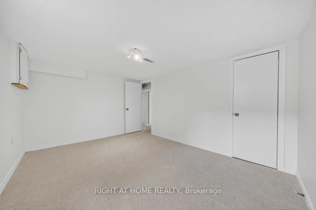 Photo 22 of 46 Sanatorium Road, Hamilton, Buchanan — HOMEH