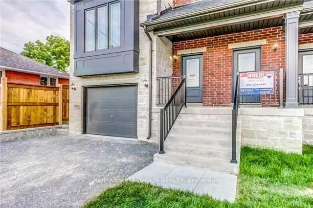 Photo 2 of Unit Upper, 86 Farewell Street, Oshawa, Donevan — HOMEH