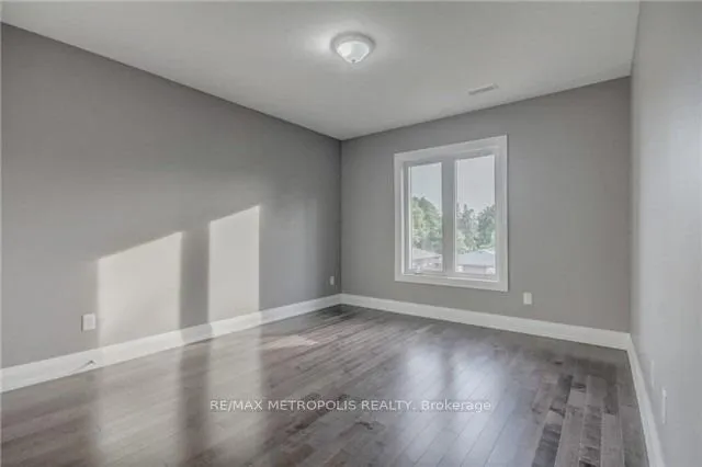 Photo 12 of Unit Upper, 86 Farewell Street, Oshawa, Donevan — HOMEH