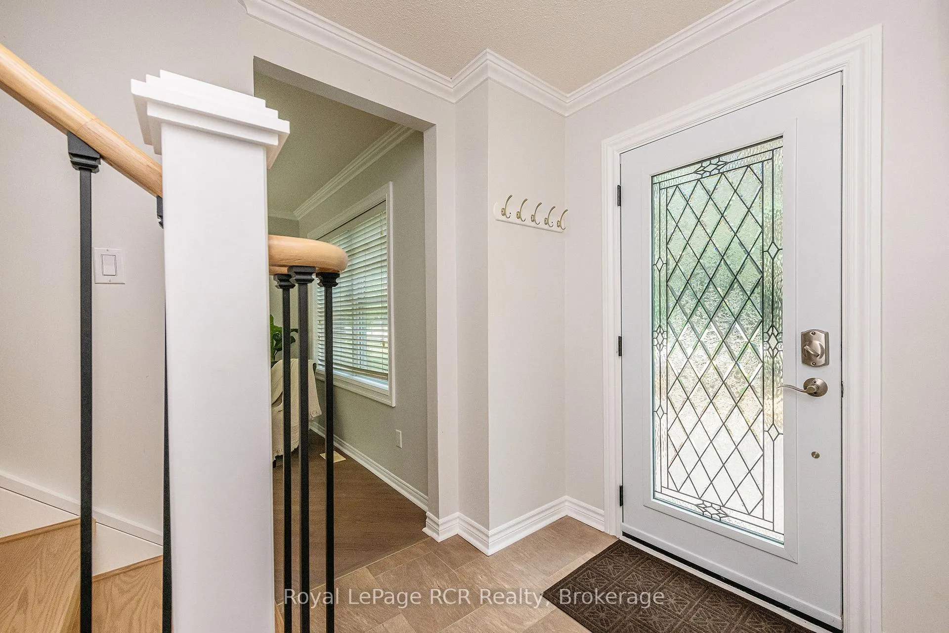 Photo 5 of 25 Agnes Street, Caledon, Alton — HOMEH