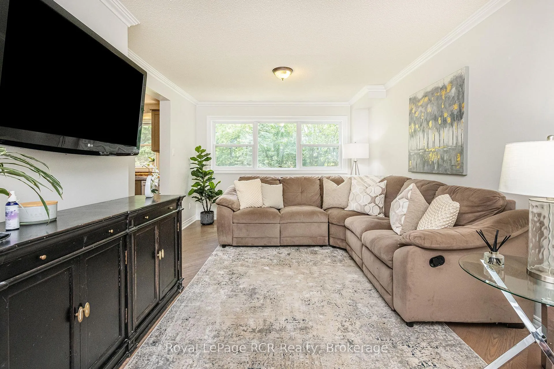 Photo 7 of 25 Agnes Street, Caledon, Alton — HOMEH