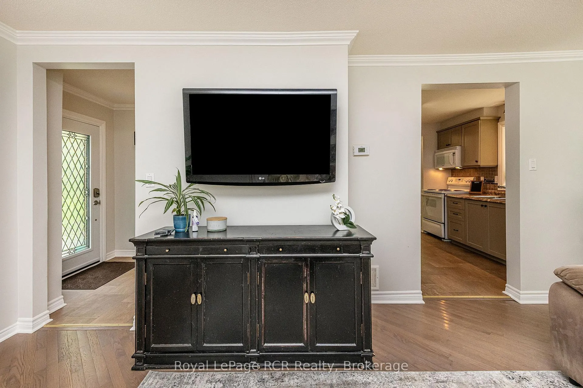 Photo 10 of 25 Agnes Street, Caledon, Alton — HOMEH
