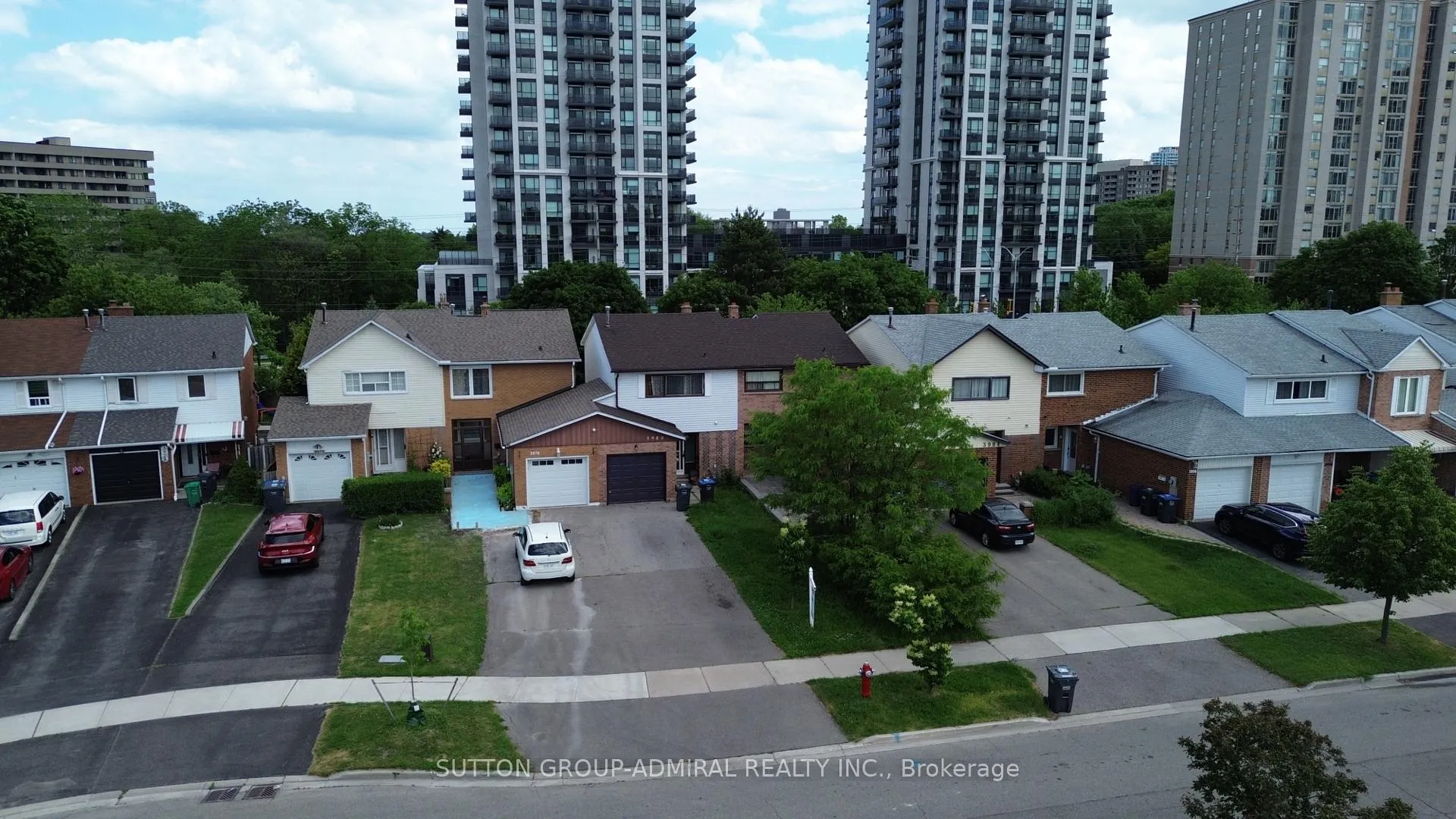 Photo 1 of 3980 Bishopstoke Lane, Mississauga, Rathwood — HOMEH