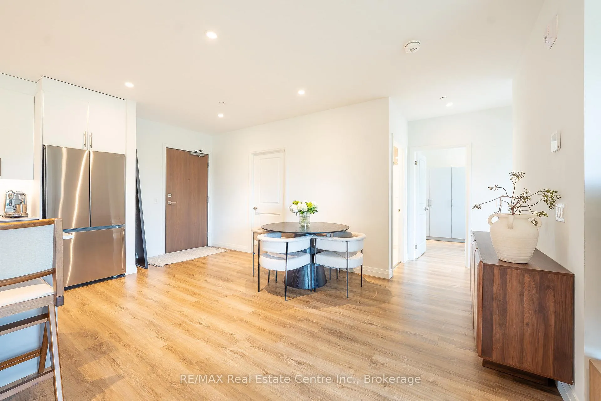 Photo 7 of Unit 615, 525 New Dundee Road, Kitchener — HOMEH