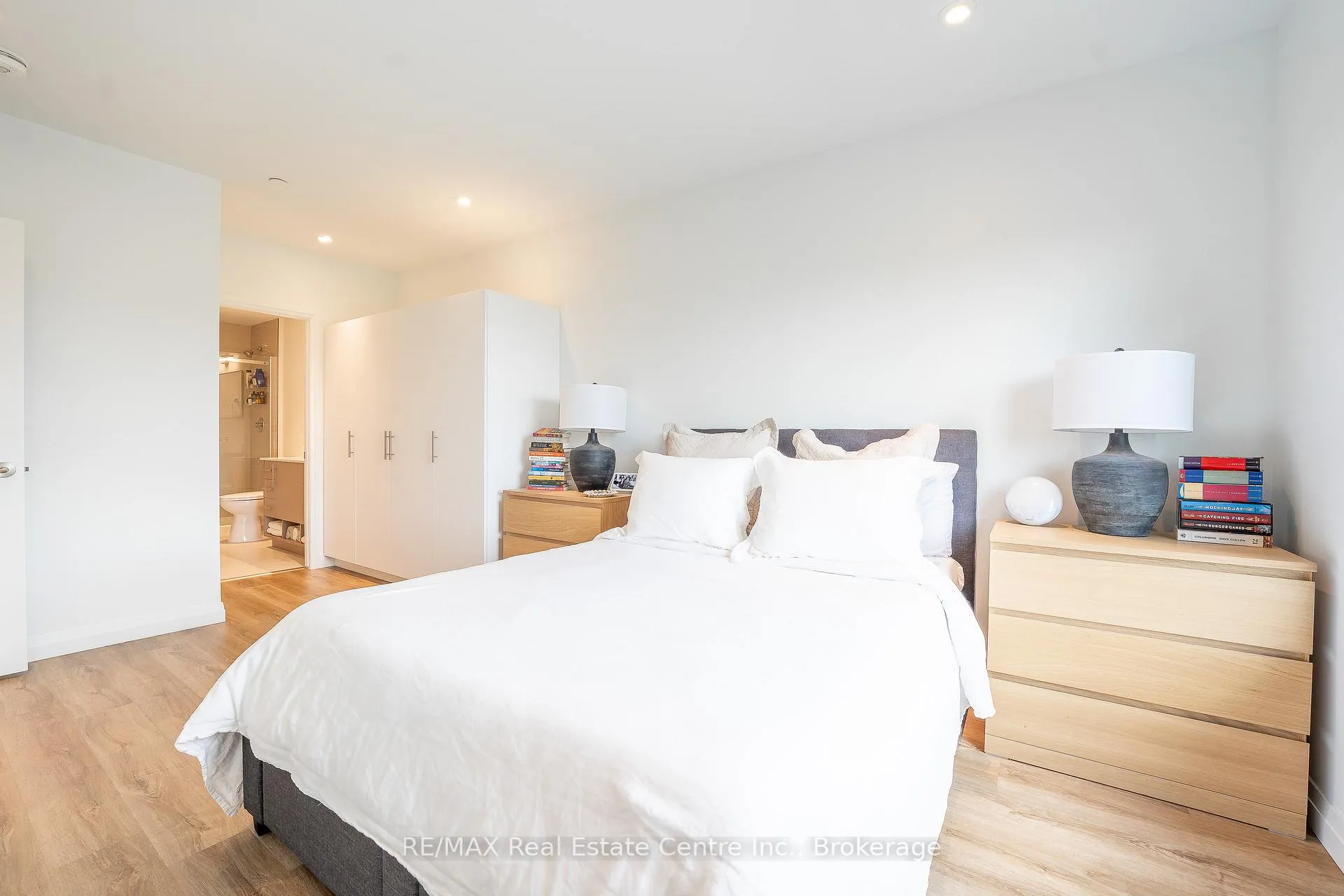 Photo 11 of Unit 615, 525 New Dundee Road, Kitchener — HOMEH