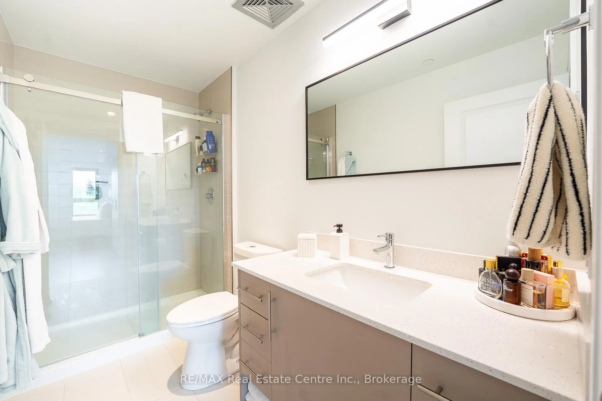 Photo 12 of Unit 615, 525 New Dundee Road, Kitchener — HOMEH