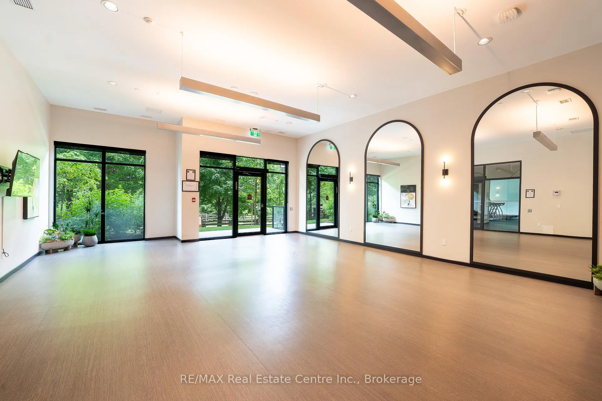 Photo 25 of Unit 615, 525 New Dundee Road, Kitchener — HOMEH