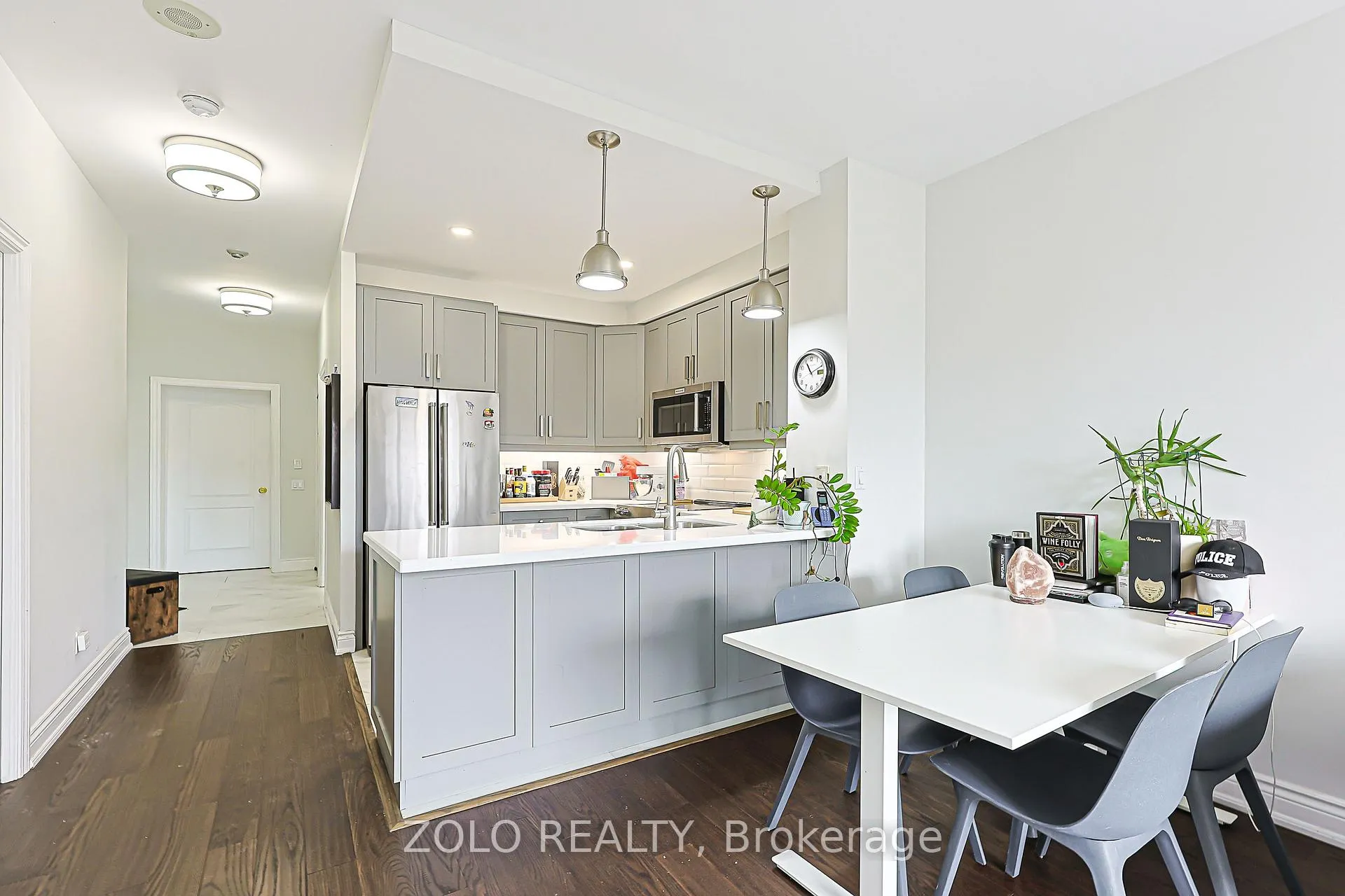 Photo 8 of Unit 610, 555 Yonge Street, Toronto, Church-Yonge Corridor — HOMEH
