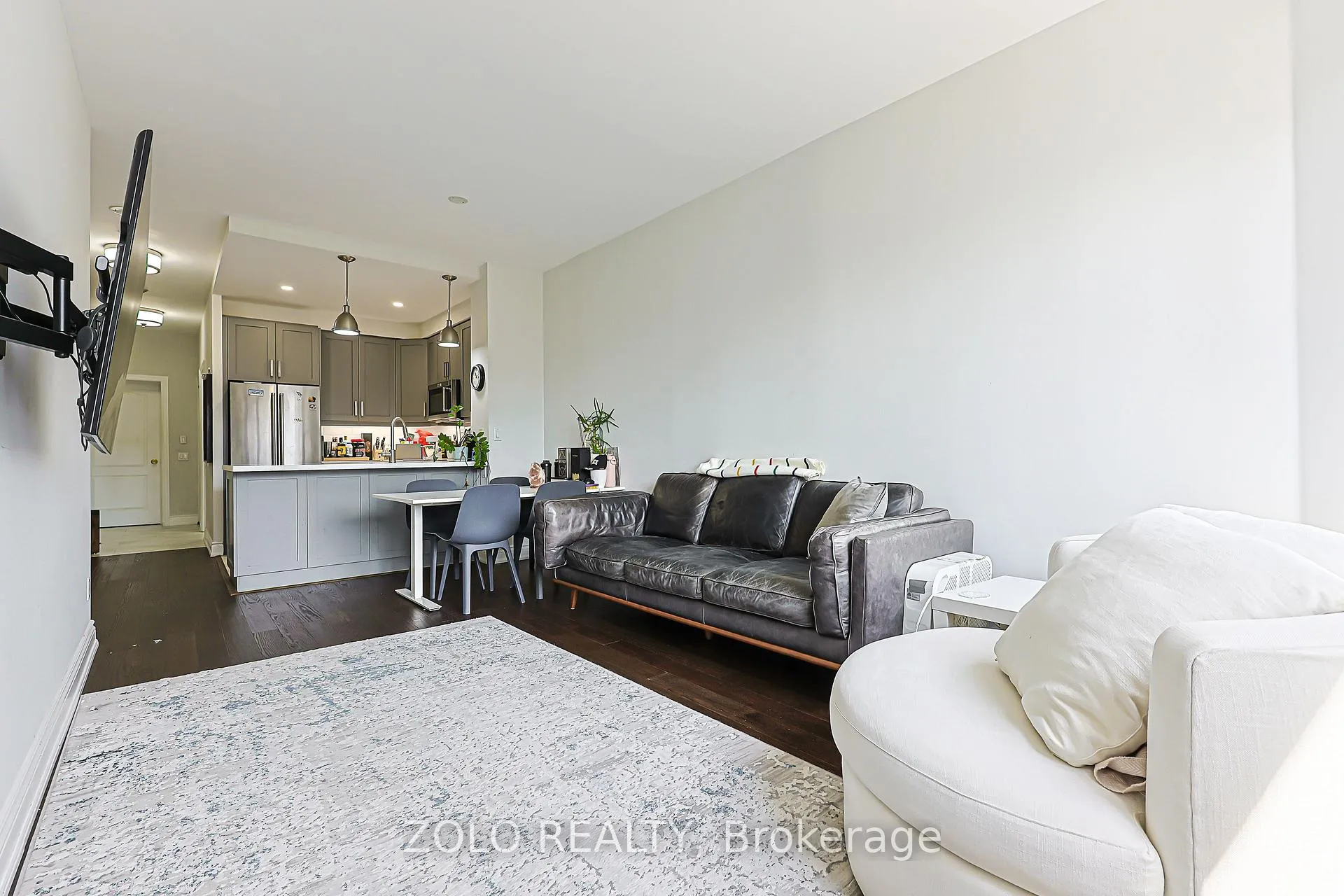 Photo 11 of Unit 610, 555 Yonge Street, Toronto, Church-Yonge Corridor — HOMEH