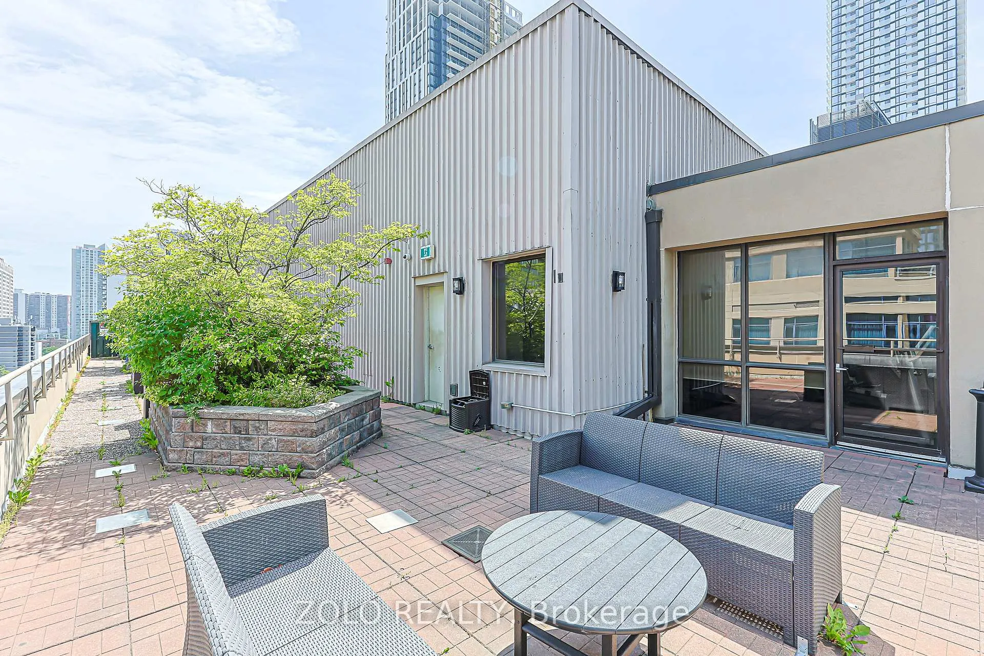 Photo 27 of Unit 610, 555 Yonge Street, Toronto, Church-Yonge Corridor — HOMEH