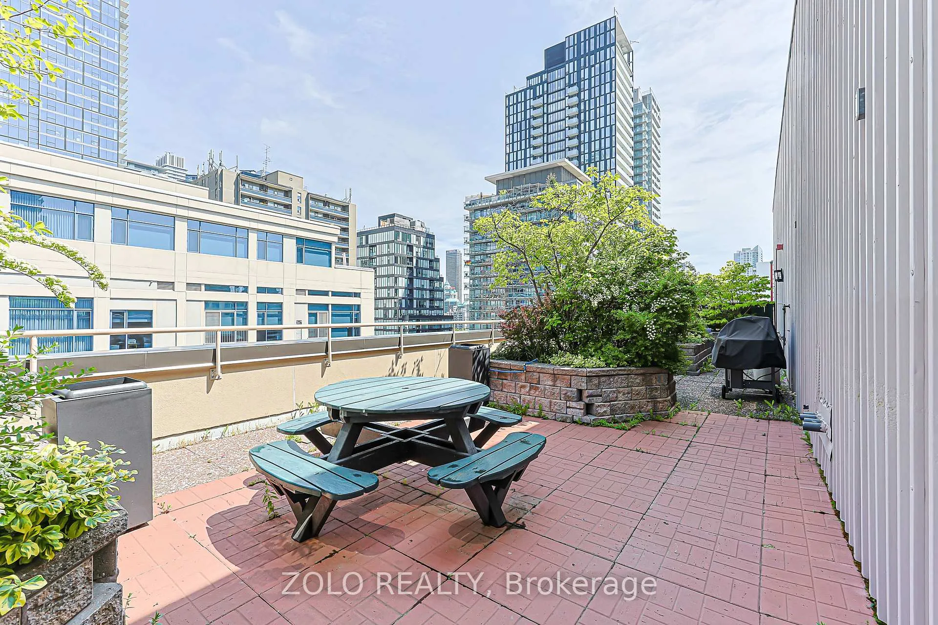 Photo 28 of Unit 610, 555 Yonge Street, Toronto, Church-Yonge Corridor — HOMEH