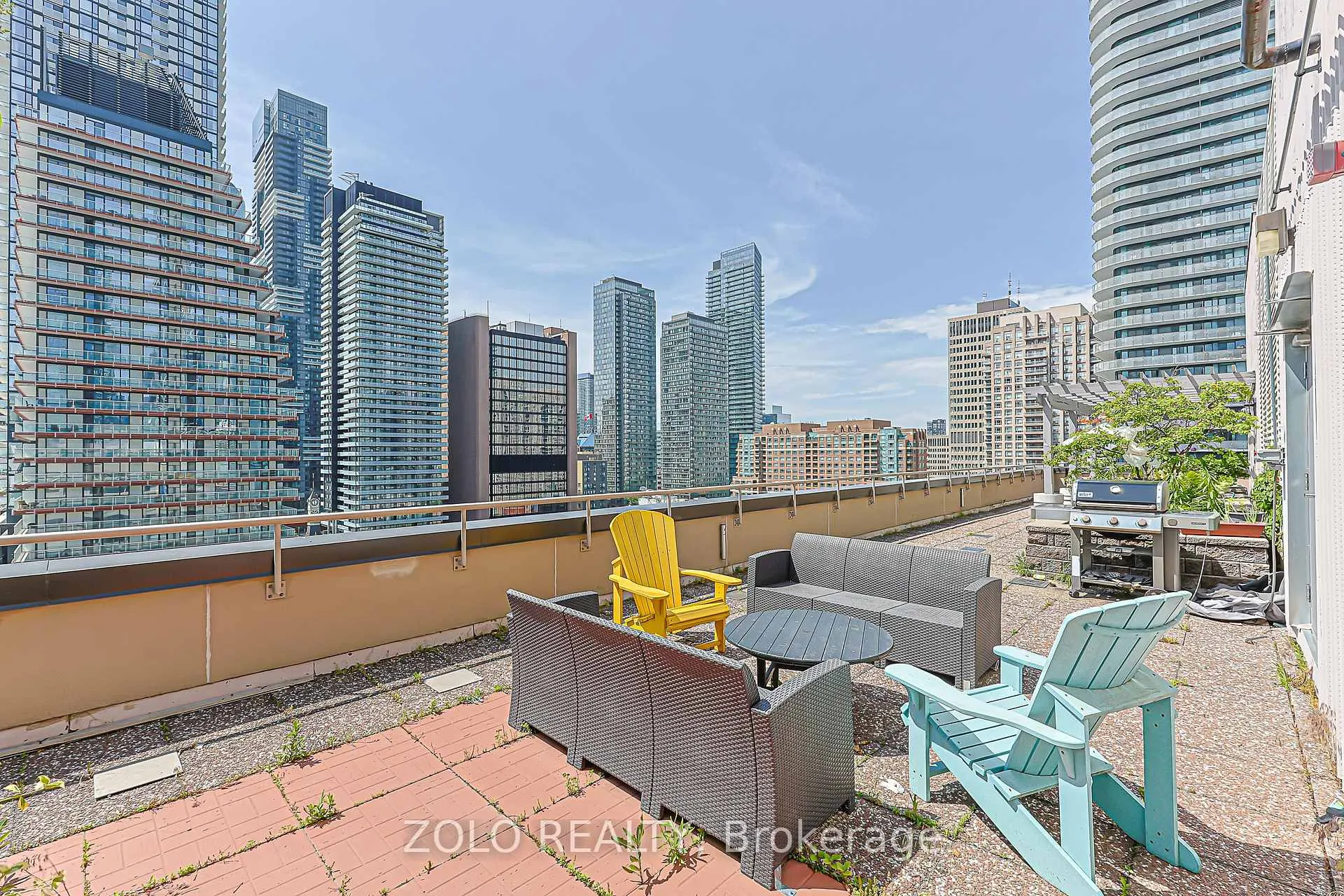 Photo 34 of Unit 610, 555 Yonge Street, Toronto, Church-Yonge Corridor — HOMEH
