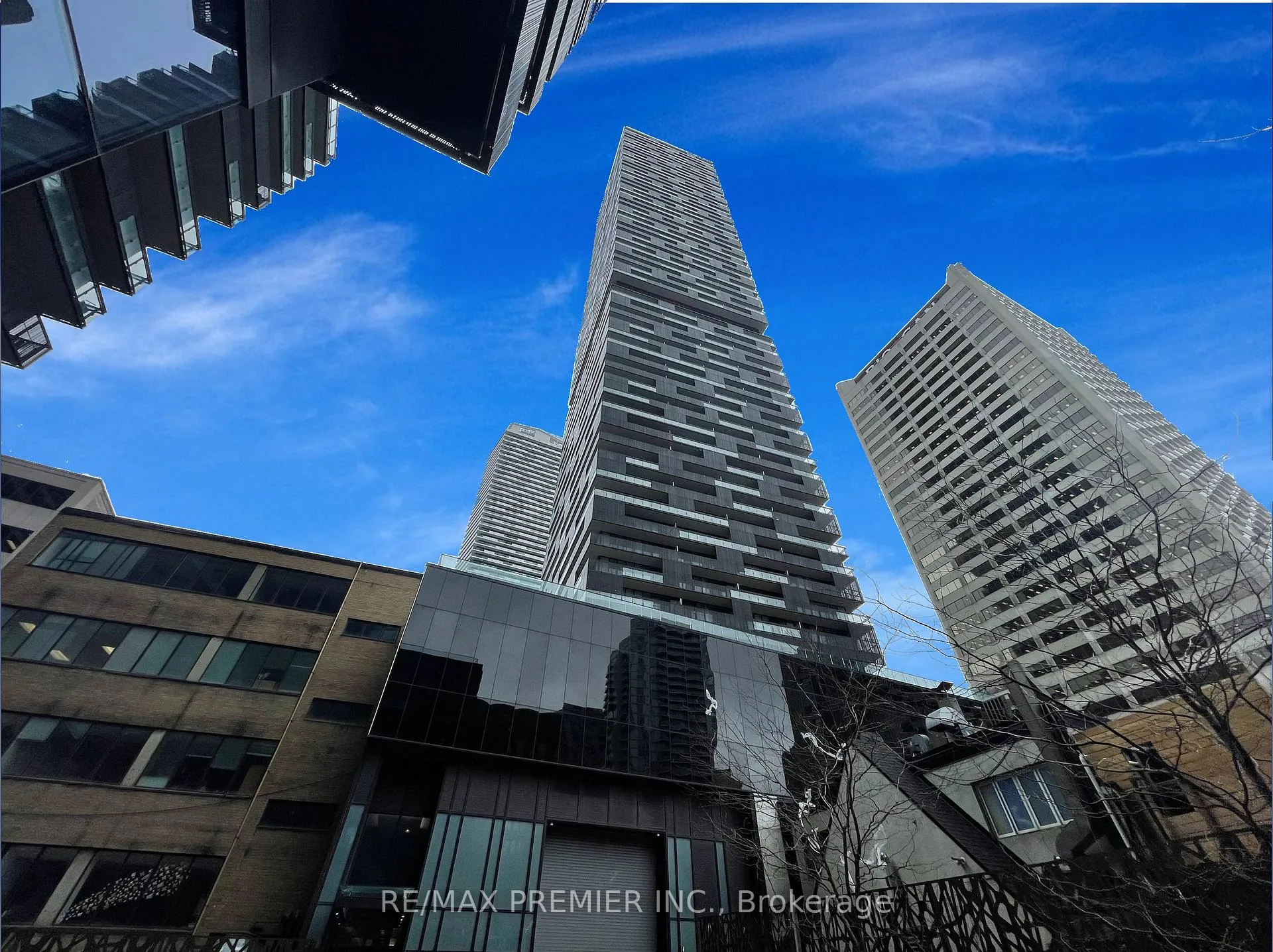 Photo 1 of Unit 4301, 8 Eglinton Avenue E, Toronto, Mount Pleasant West — HOMEH
