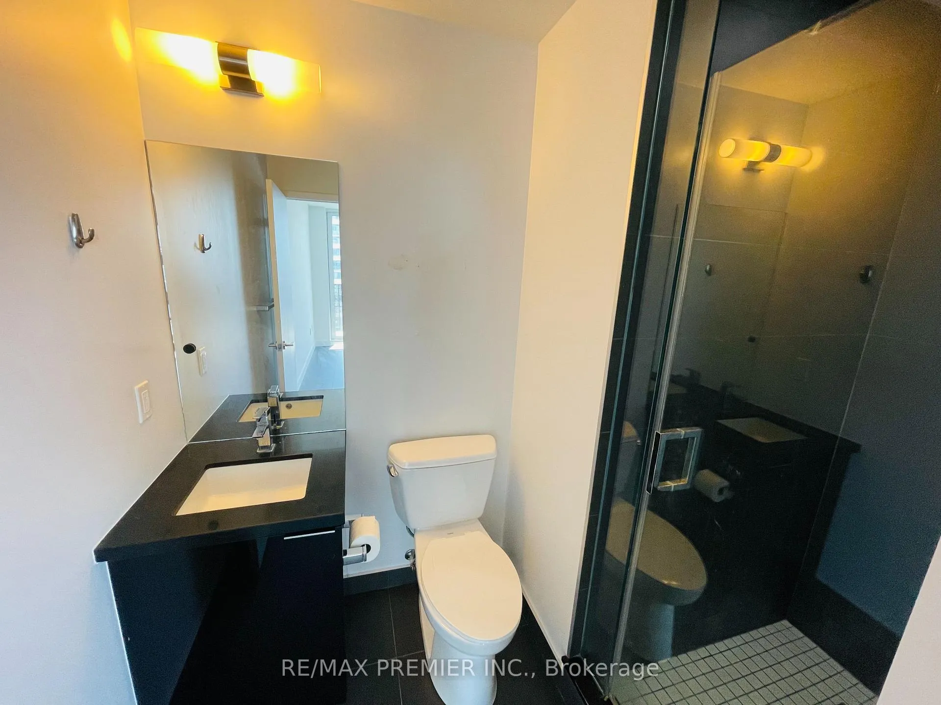 Photo 10 of Unit 4301, 8 Eglinton Avenue E, Toronto, Mount Pleasant West — HOMEH