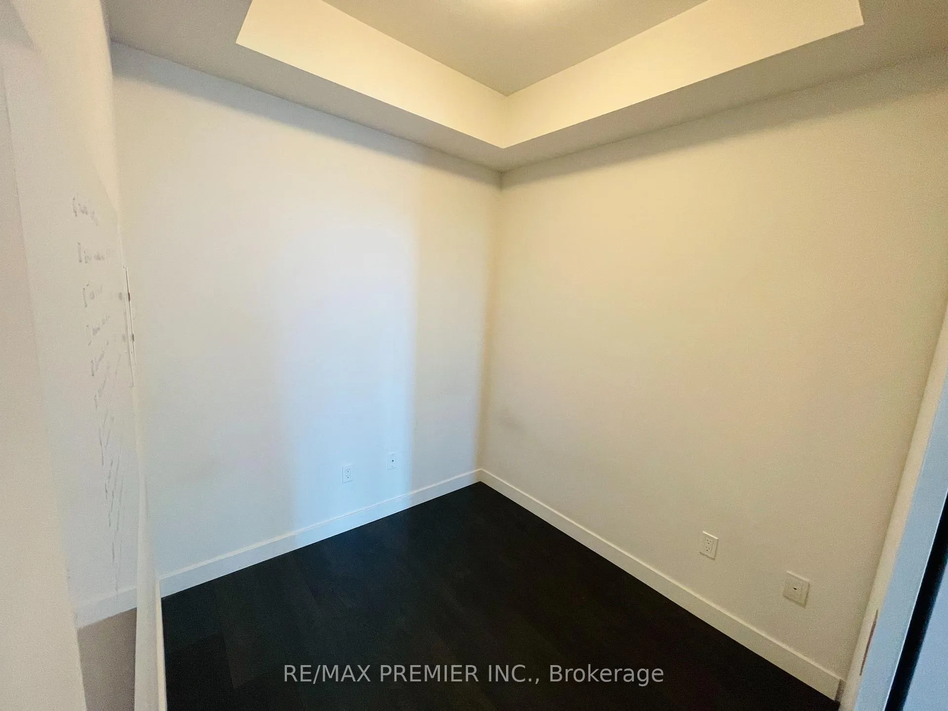 Photo 12 of Unit 4301, 8 Eglinton Avenue E, Toronto, Mount Pleasant West — HOMEH