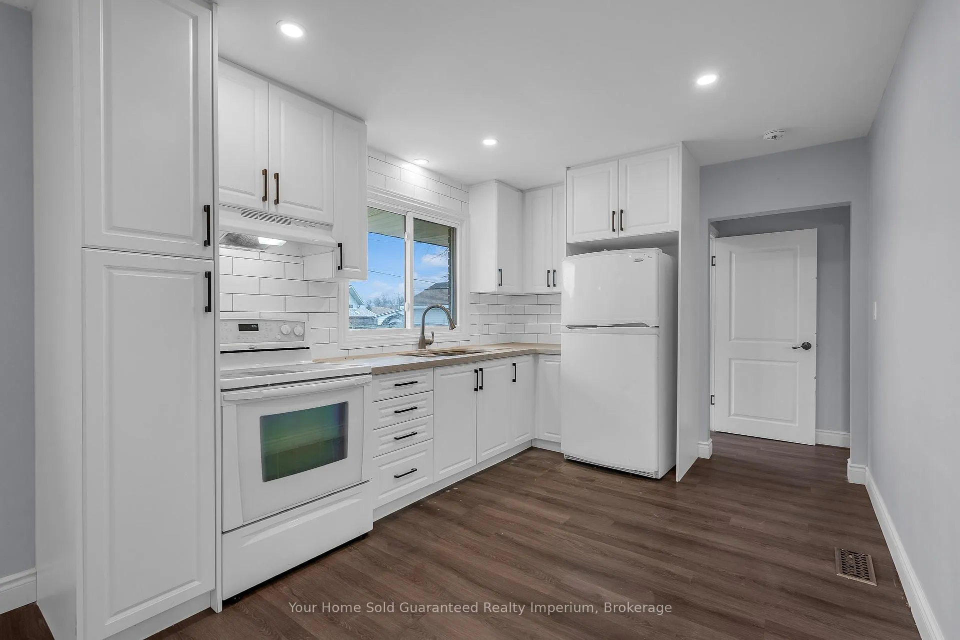 Photo 7 of Unit MAIN, 116 Collier Road, Thorold, Thorold Downtown — HOMEH