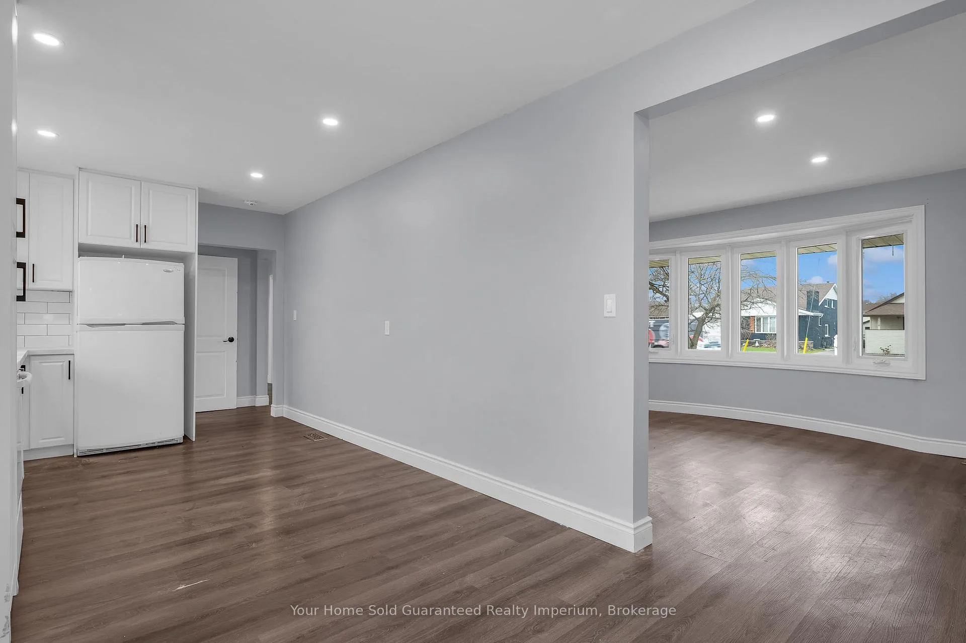 Photo 10 of Unit MAIN, 116 Collier Road, Thorold, Thorold Downtown — HOMEH