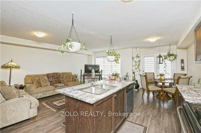 Photo 3 of Unit Upper Level, 92 Golden Springs Drive, Brampton, Northwest Brampton — HOMEH