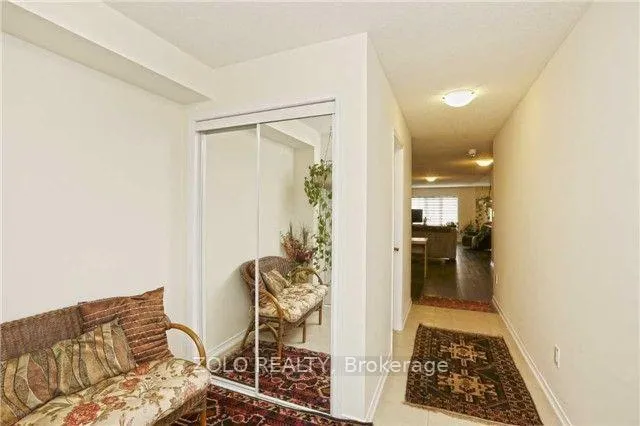 Photo 7 of Unit Upper Level, 92 Golden Springs Drive, Brampton, Northwest Brampton — HOMEH