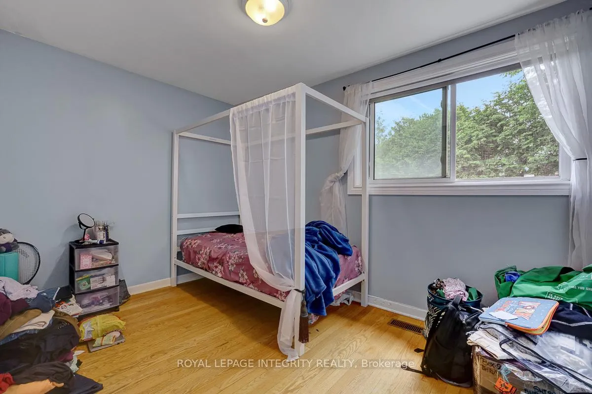 Photo 17 of Unit A, 892 Baseline Road, Ottawa, City View/Skyline/Fisher Heights/Parkwood Hills — HOMEH