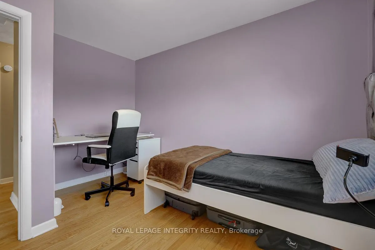 Photo 20 of Unit A, 892 Baseline Road, Ottawa, City View/Skyline/Fisher Heights/Parkwood Hills — HOMEH