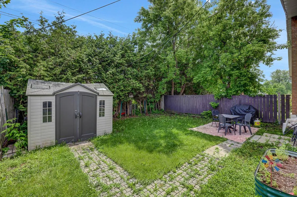 Photo 22 of Unit A, 892 Baseline Road, Ottawa, City View/Skyline/Fisher Heights/Parkwood Hills — HOMEH