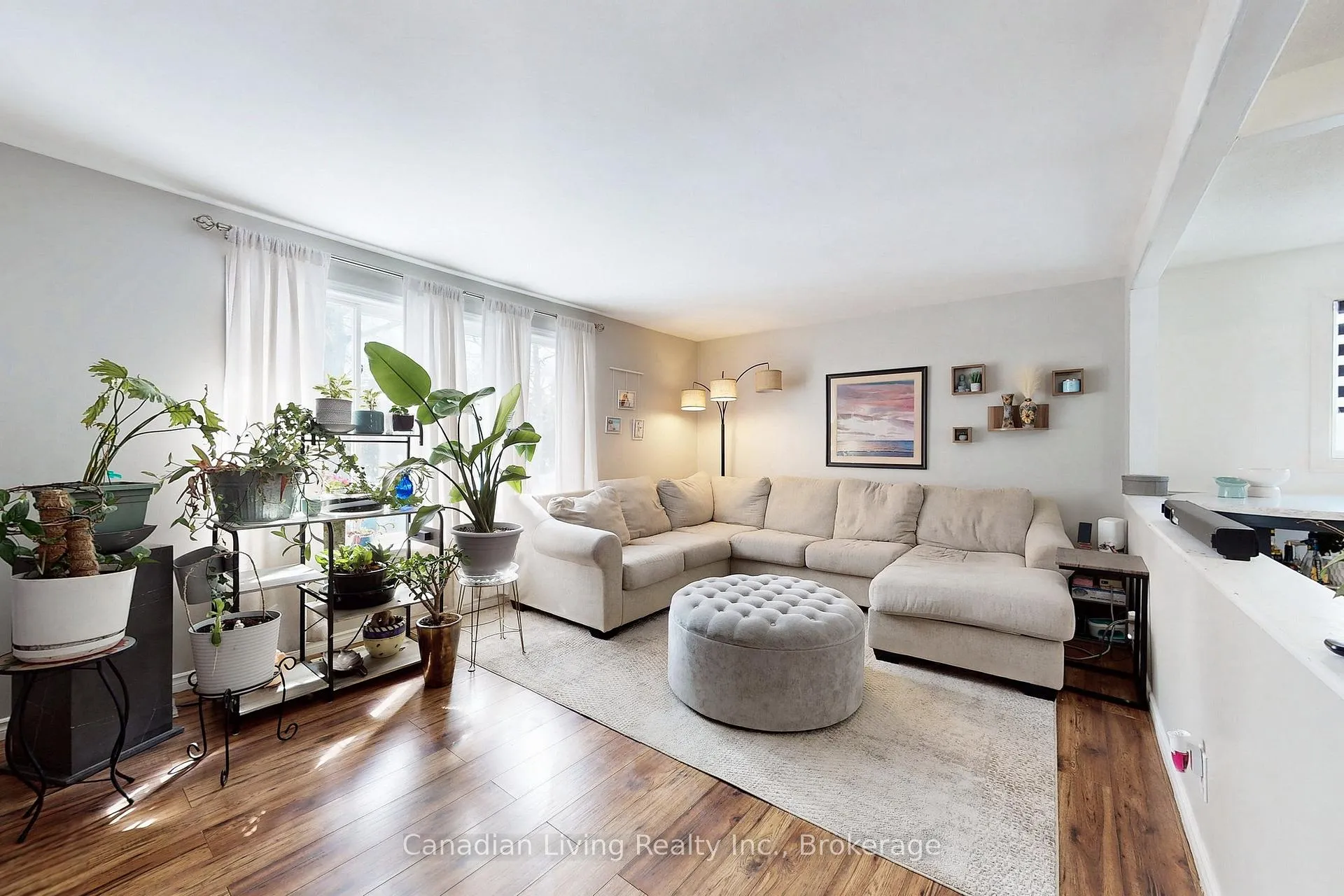 Photo 6 of 772 Happy Vale Drive, Innisfil, Alcona — HOMEH