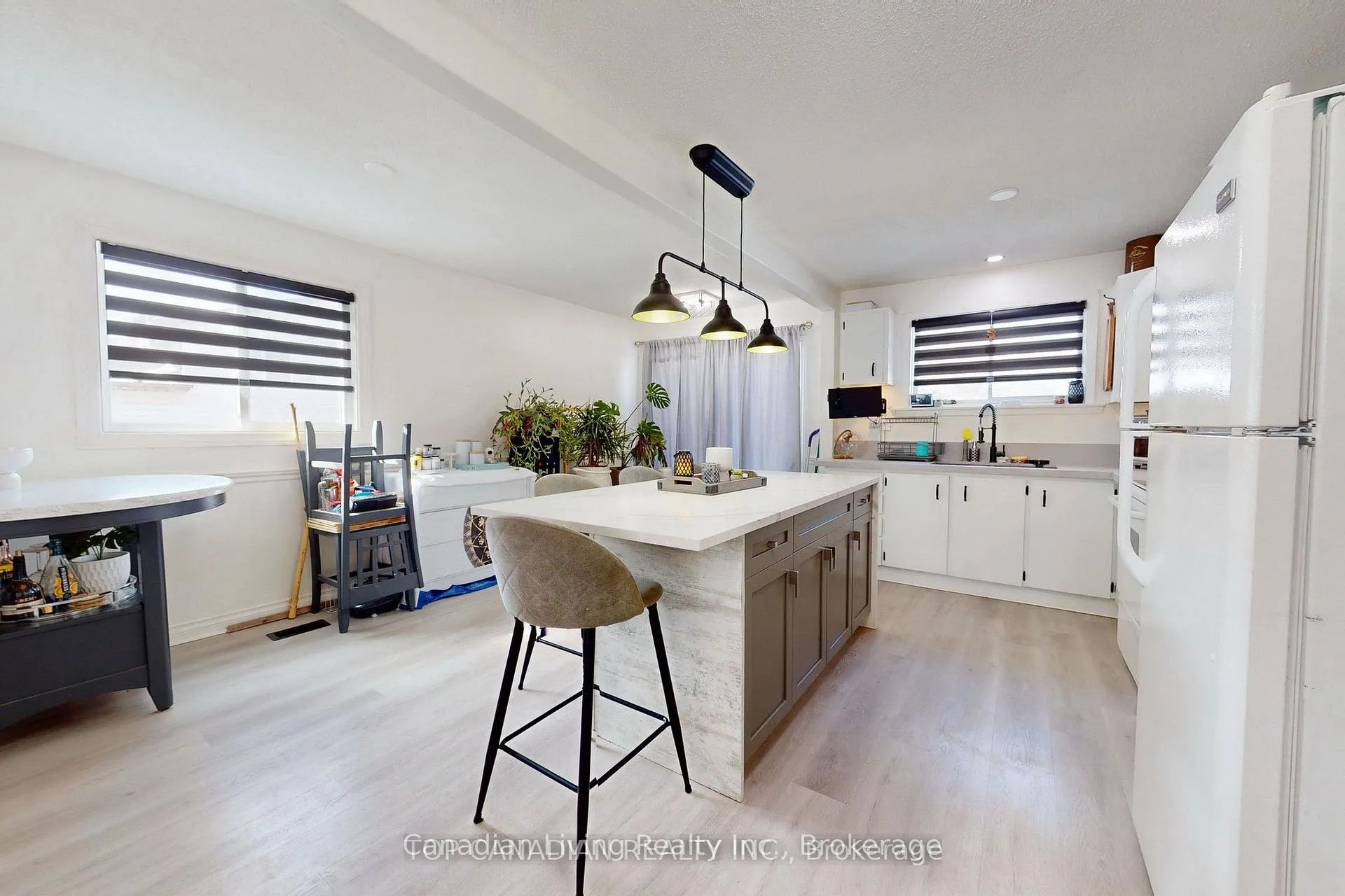Photo 9 of 772 Happy Vale Drive, Innisfil, Alcona — HOMEH