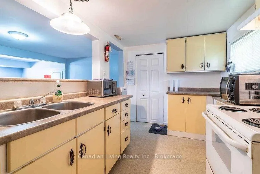 Photo 31 of 772 Happy Vale Drive, Innisfil, Alcona — HOMEH