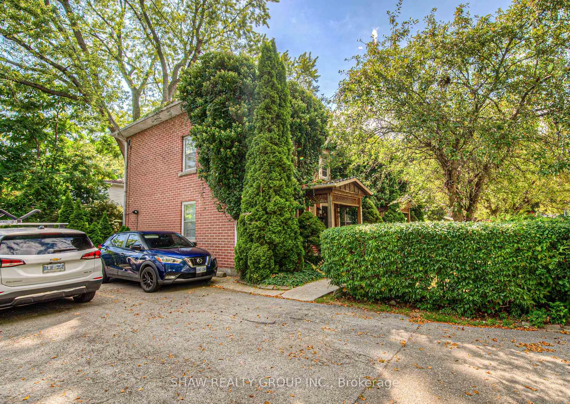 Photo 2 of Unit 2, 2432 First Street, Burlington, Roseland — HOMEH