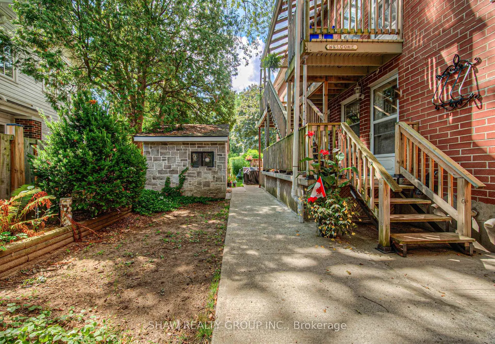 Photo 23 of Unit 2, 2432 First Street, Burlington, Roseland — HOMEH