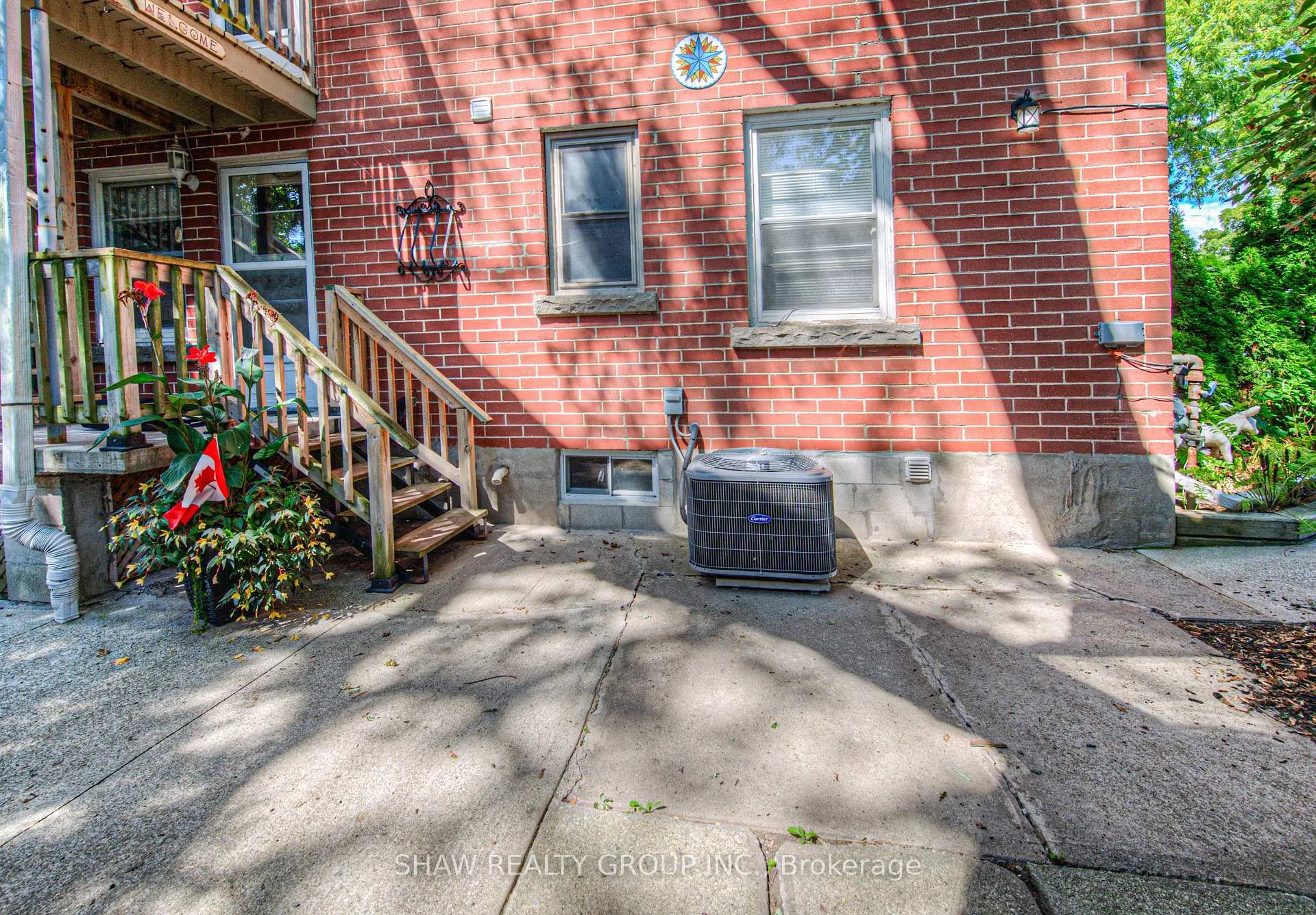 Photo 24 of Unit 2, 2432 First Street, Burlington, Roseland — HOMEH