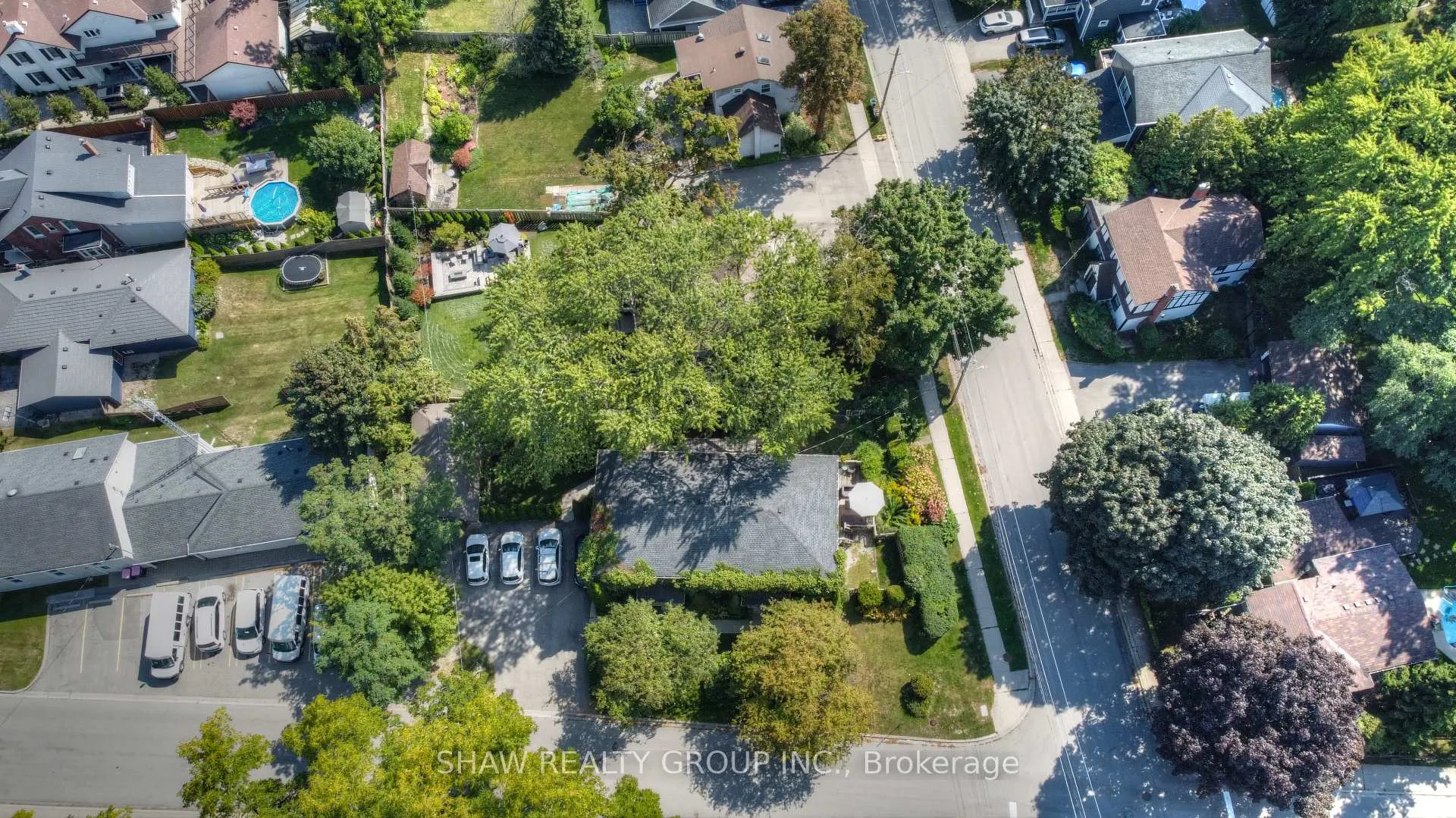 Photo 25 of Unit 2, 2432 First Street, Burlington, Roseland — HOMEH