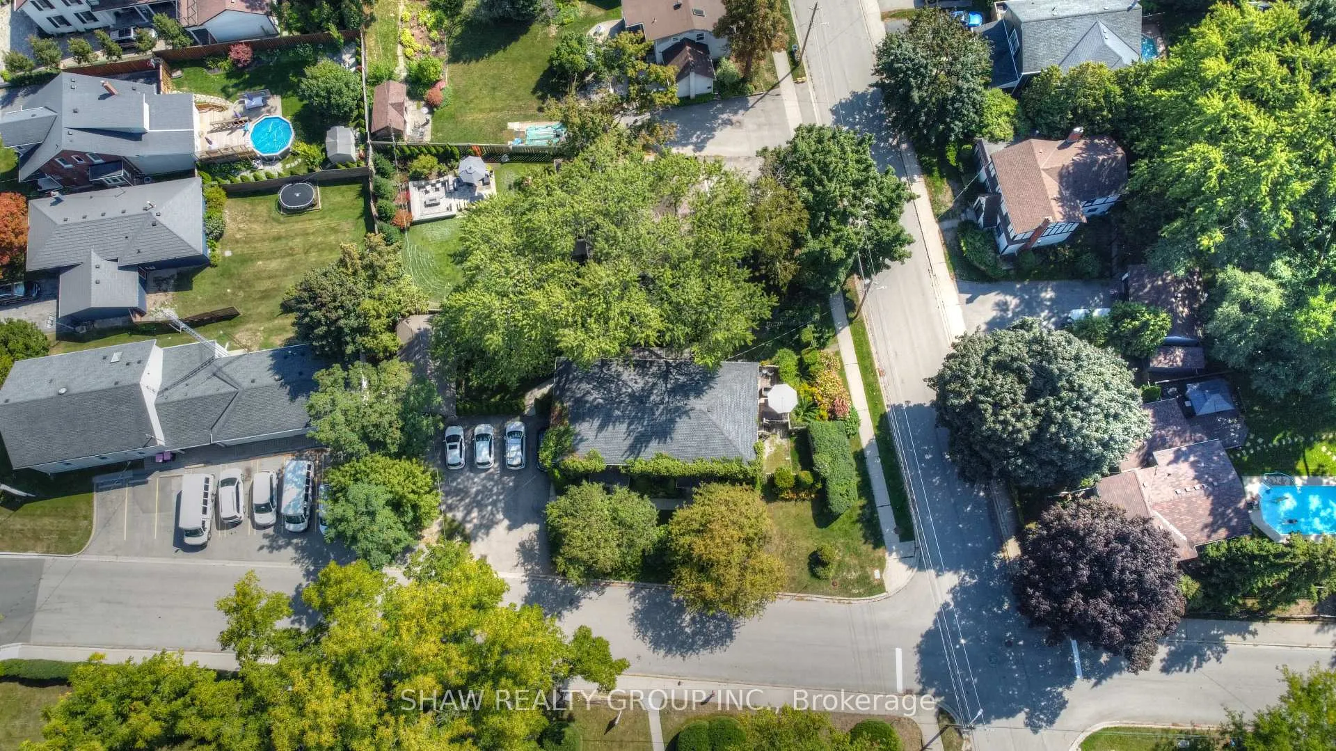 Photo 26 of Unit 2, 2432 First Street, Burlington, Roseland — HOMEH