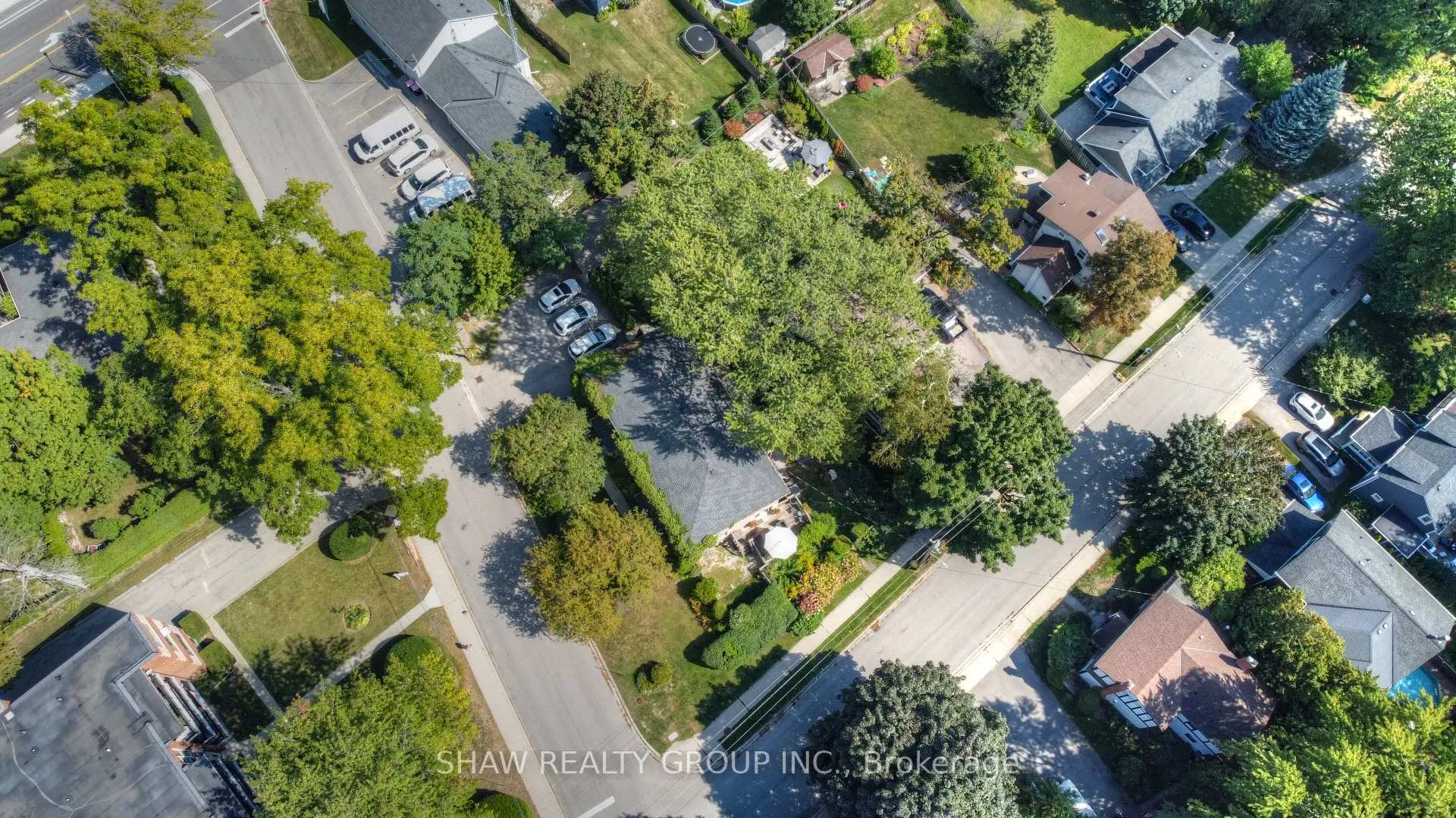 Photo 28 of Unit 2, 2432 First Street, Burlington, Roseland — HOMEH