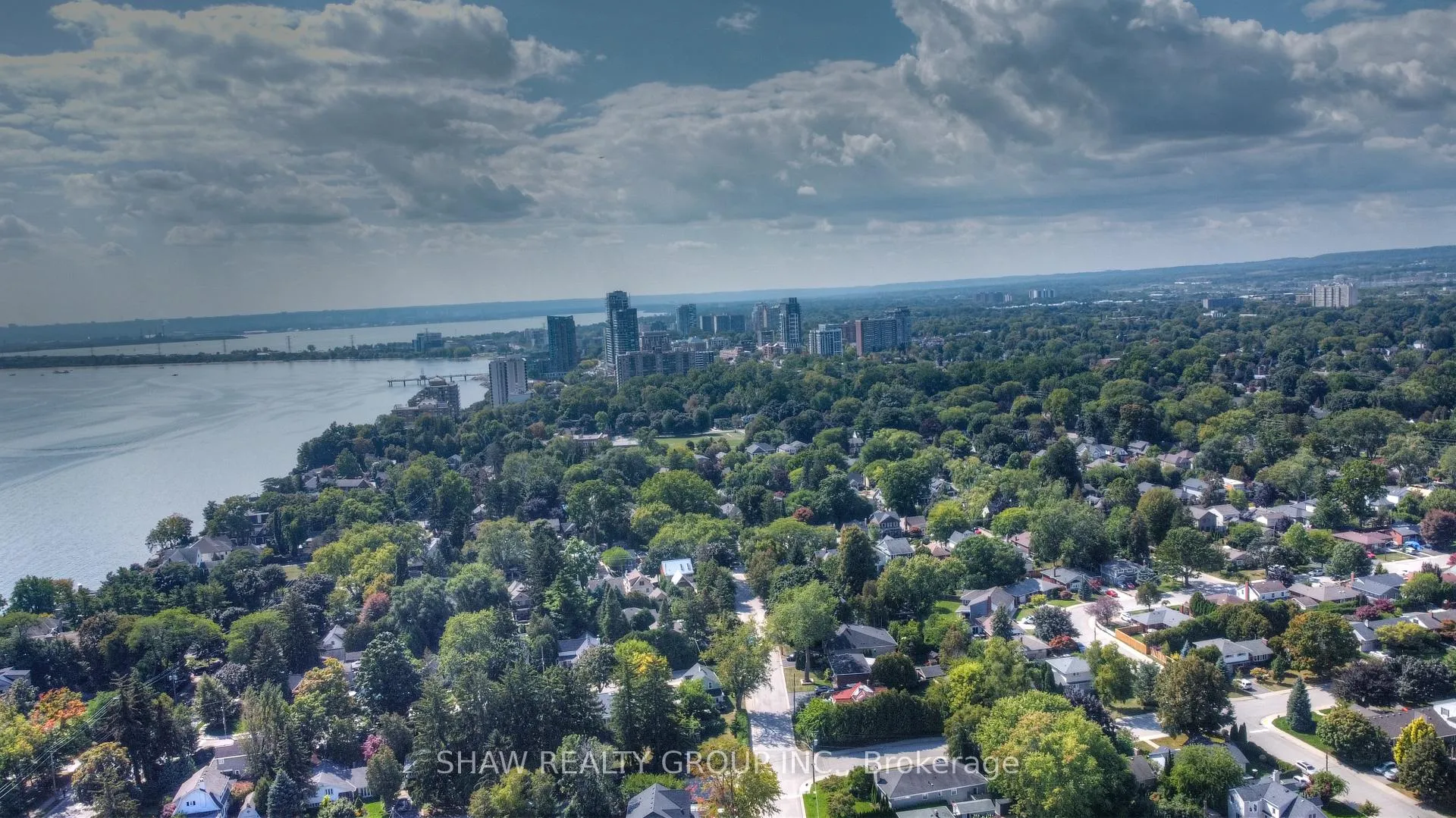 Photo 32 of Unit 2, 2432 First Street, Burlington, Roseland — HOMEH