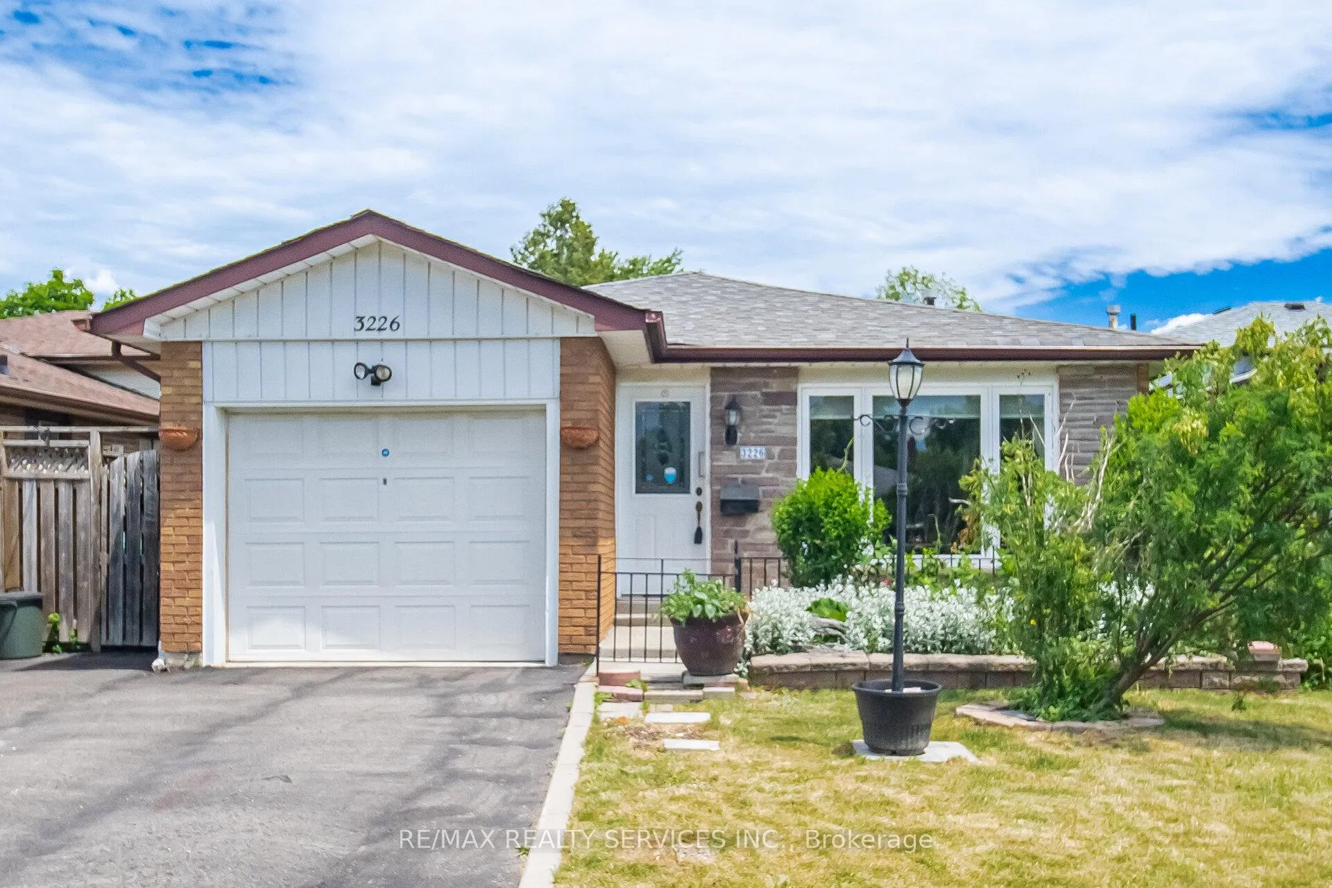 Front of 3226 Monica Drive
