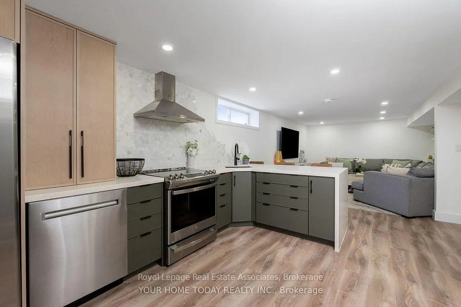 Photo 3 of 14 Gower Road, Halton Hills, Georgetown — HOMEH