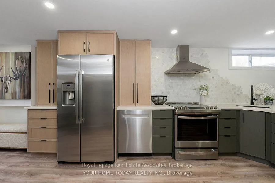 Photo 6 of 14 Gower Road, Halton Hills, Georgetown — HOMEH