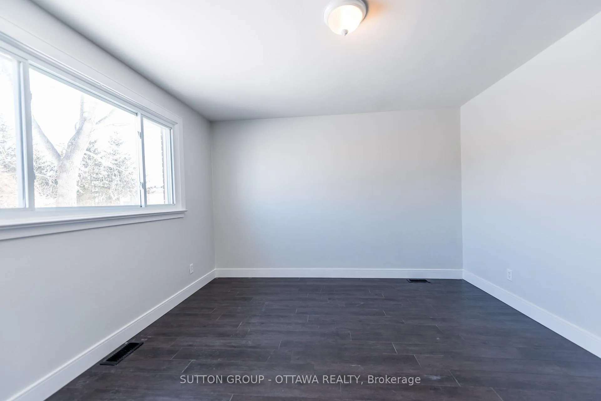 Photo 19 of Unit 2, 2419 Page Road, Ottawa, Chapel Hill South - Orleans Village — HOMEH